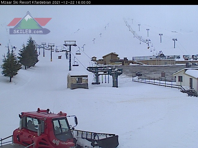 Mzaar Ski Resort Kfardebian Lebanon webcam on 12221816 by SKILEB.com